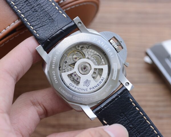 Panerai automatic luminor GMT 45mm (green) - Image 3