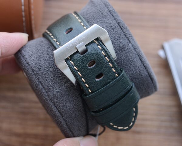 Panerai automatic luminor GMT 45mm (green) - Image 4