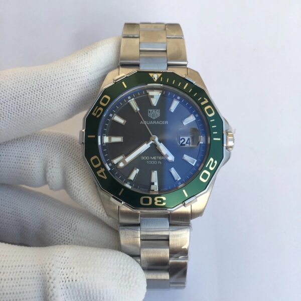 Tag Heuer AQUARACER quartz watch - Image 2