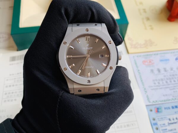Hublot 42mm luxury watch Citizen movt (green) - Image 3