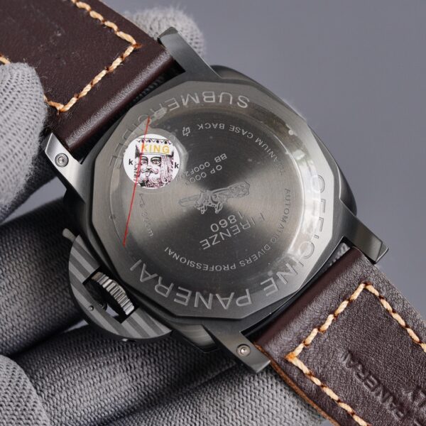 Panerai Submersible automatic 47mm and 42mm watch - Image 4
