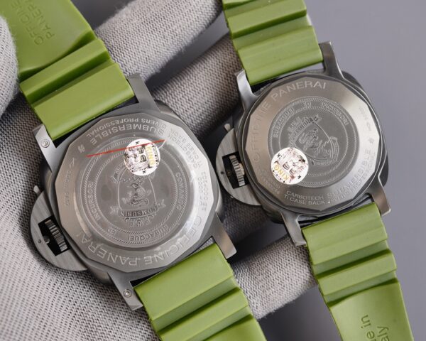 Panerai Submersible automatic 47mm and 42mm watch (green ) - Image 4